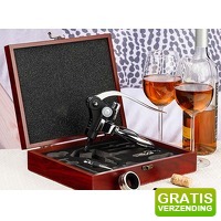 Bekijk de aanbieding van DealDonkey.com: Hi Wijnset met koffer - 10 Delig