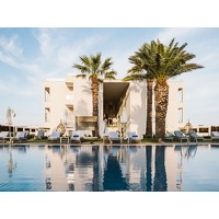 Bekijk de aanbieding van Traveldeal.nl: Genieten in het gezellige Griekse Paralia!