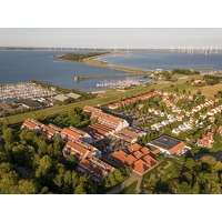 Bekijk de deal van Traveldeal.nl: Verblijf op familiepark Aquadelta in Bruinisse