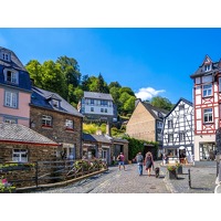 Bekijk de deal van Traveldeal.nl: Verblijf bij de parel van de Eifel in Monschau