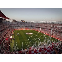 Bekijk de deal van Traveldeal.nl: Geniet van een ONVERGETELIJKE voetbalreis van 3 of 4 dagen en beleef een wedstrijd van Sevilla FC met verblijf in een MODERN 4*-hotel incl. vlucht, ontbijt en wedstrijdticket