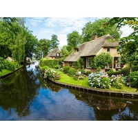 Bekijk de deal van ZoWeg.nl: Vakantiehuizen en villa's Buitengoed Fredeshiem