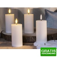 Bekijk de deal van DealDonkey.com: 4 HI Oplaadbare Vlamloze LED Kaarsen