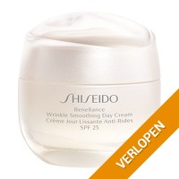 Shiseido Benefiance Wrinkle Smoothing Day Cream SPF 25