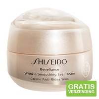 Shiseido Benefiance Wrinkle Smoothing oogcreme