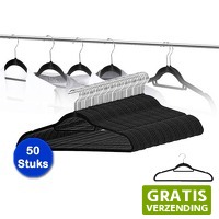 DealDonkey.com: 50 Stevige suede kledinghangers - zwarte kleerhangers