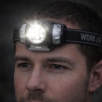 Bekijk de deal van DealDonkey.com 2: GS Hoofdlamp 7 LED Met 3 Lichtstanden en Verstelbare Hoofdband