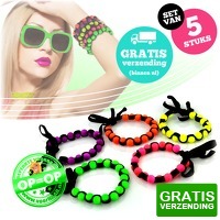 Bekijk de deal van voorHAAR.nl: 5 hippe fluorescerende armbanden Bekijk de deal van voorHAAR.nl: 5 hippe fluorescerende armbanden
